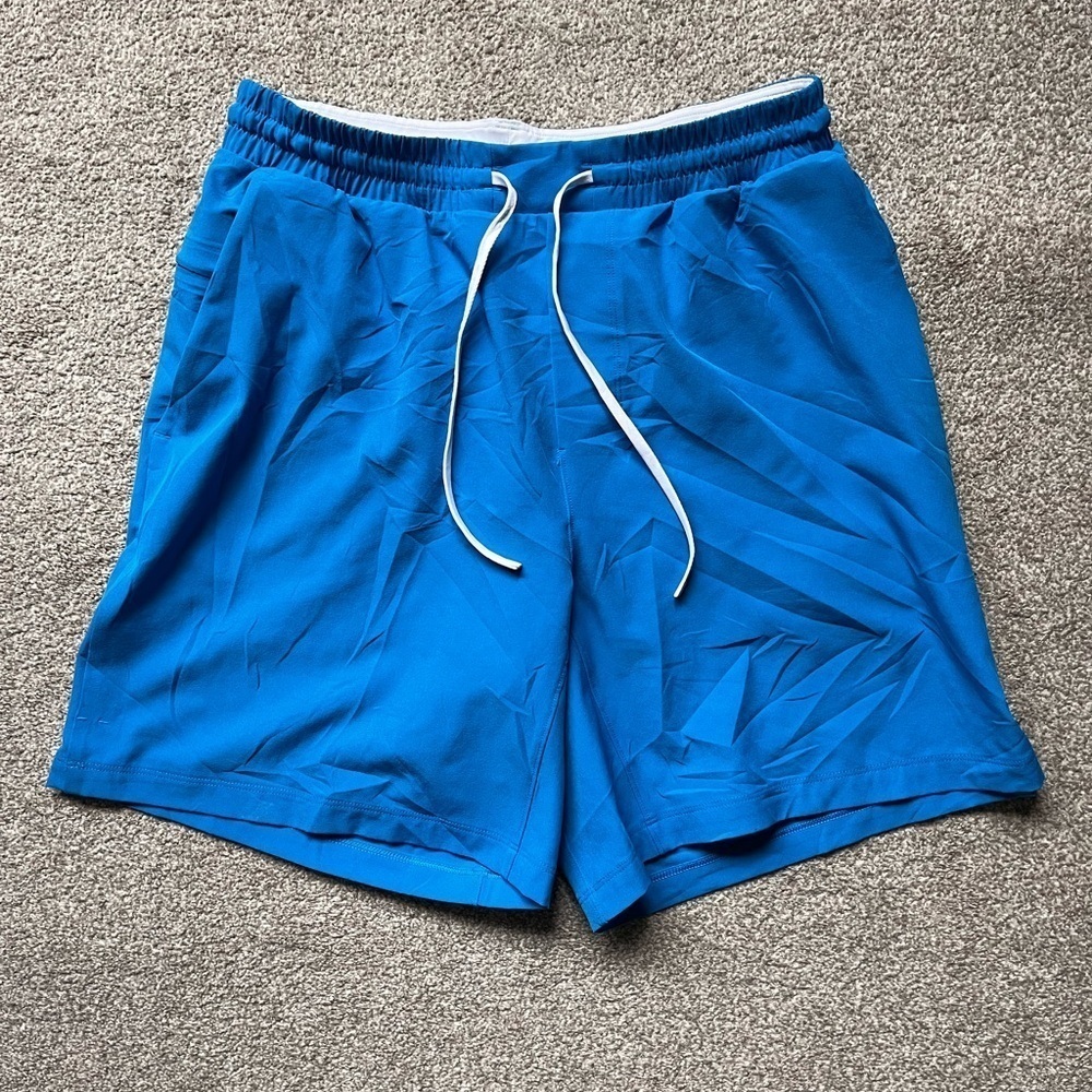 Mens Lululemon 7” Swim Trunks Size Small Lined